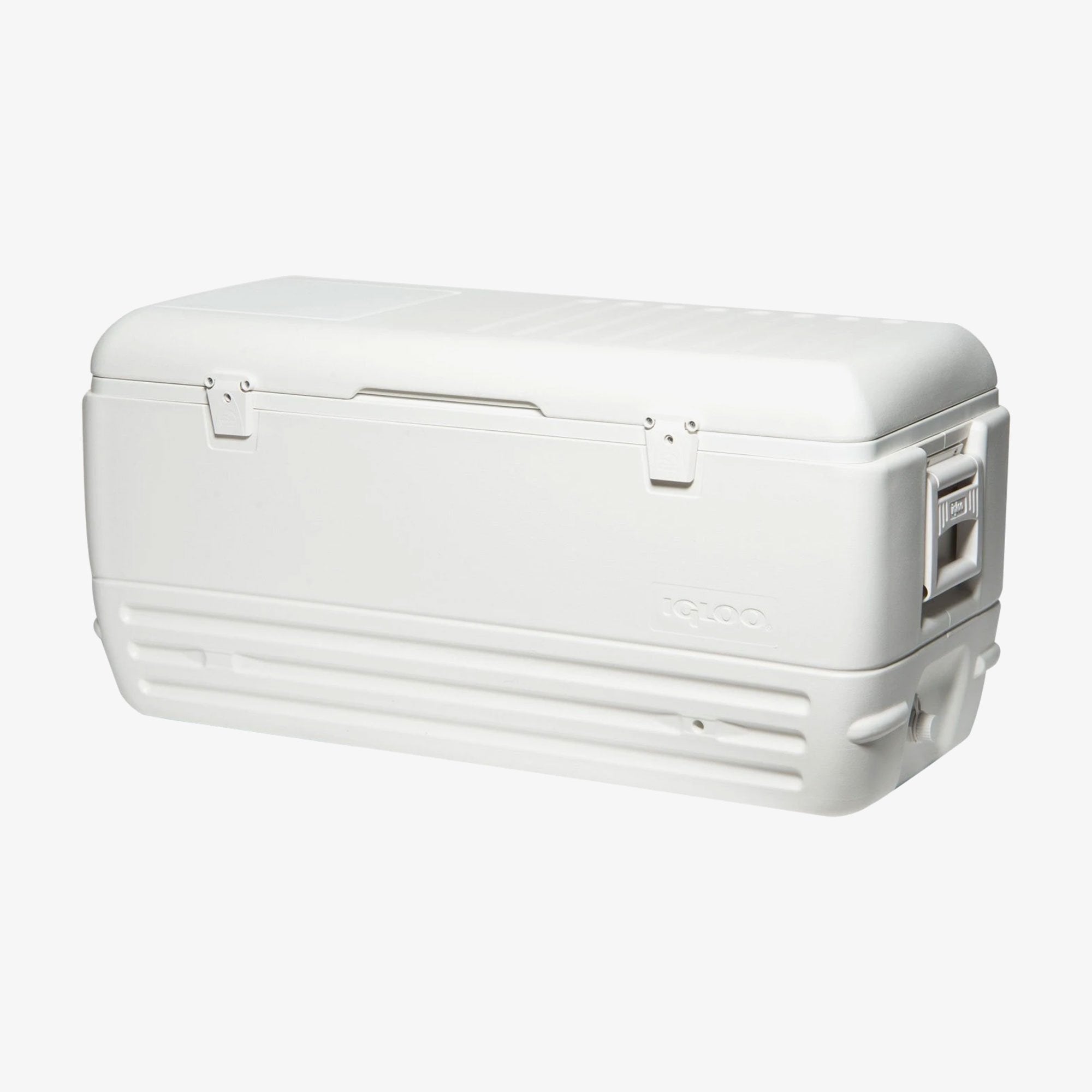 00044363-quick-and-cool-150-qt-cooler-angle_8601e7b8-cfe3-4431-9c95-65c14d4b6f07.jpg